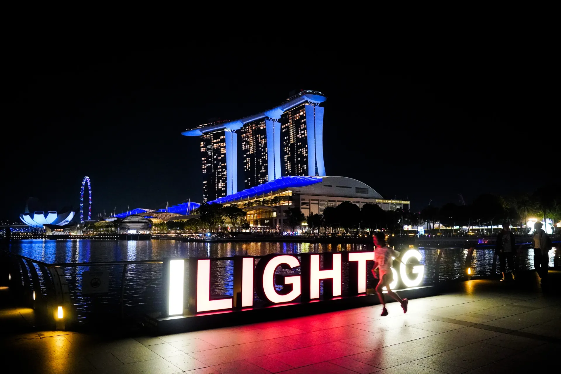 Singapore Marina Bay at Night